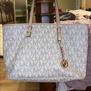 Michael Kors bag and wallet